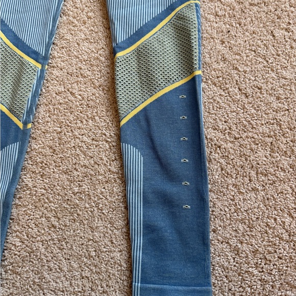 Fabletics Leggings - Picture 4 of 4